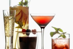 7 простых коктейлей с шампанским 7 простых коктейлей с шампанским