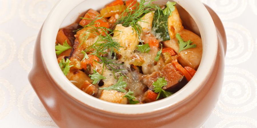 Мясо с картофелем в горшочке Мясо с картофелем в горшочке