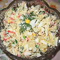 салат с крабовыми палочками и ананасом