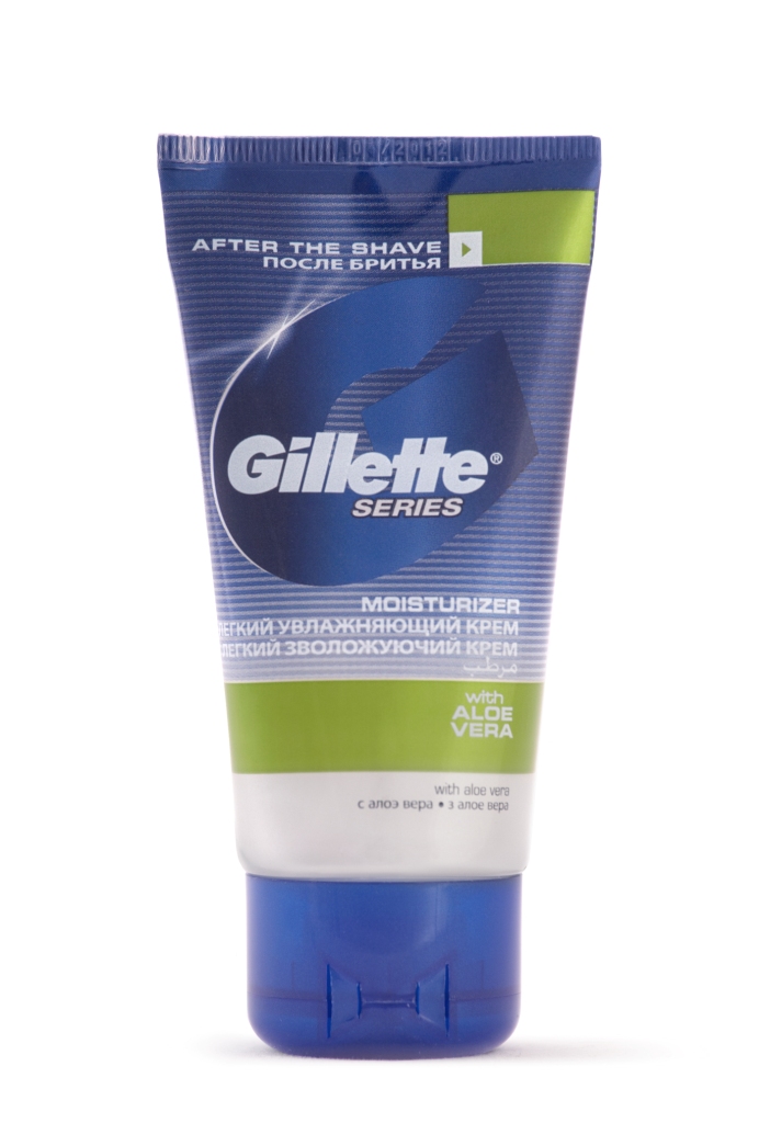 Gillette_Series_uvlazhniaiushchii_kriem.jpg