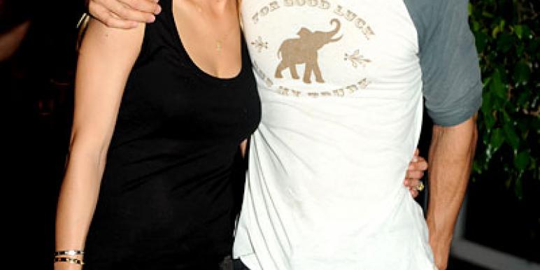 012511-kournikova-iglesias-350x580.jpg 012511-kournikova-iglesias-350x580.jpg