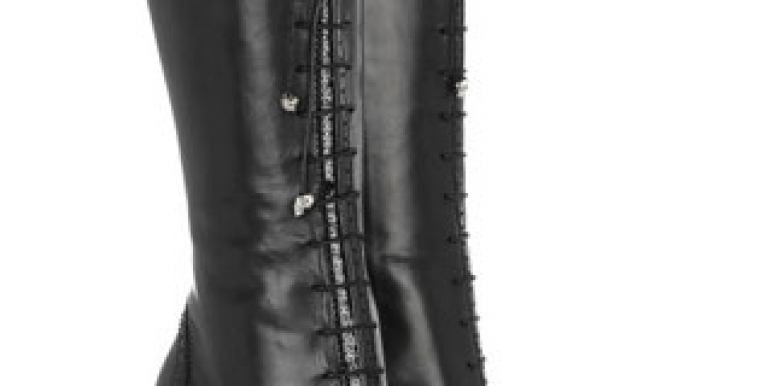 Alexander-McQueen.jpg Alexander-McQueen.jpg