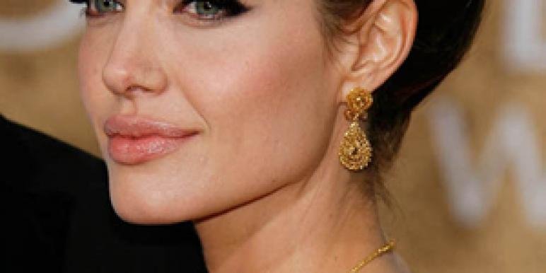 angelina_jolie_ajnj_foto_10.jpg angelina_jolie_ajnj_foto_10.jpg
