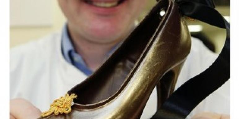 chocolate_shoe.jpg chocolate_shoe.jpg