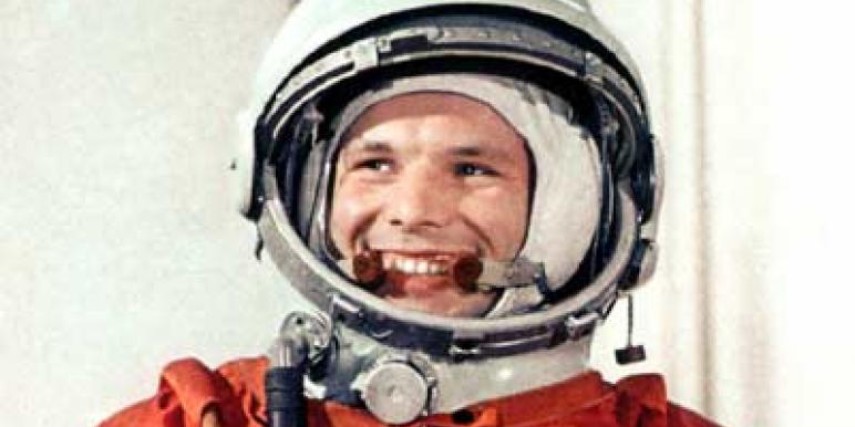 gagarin.jpg gagarin.jpg