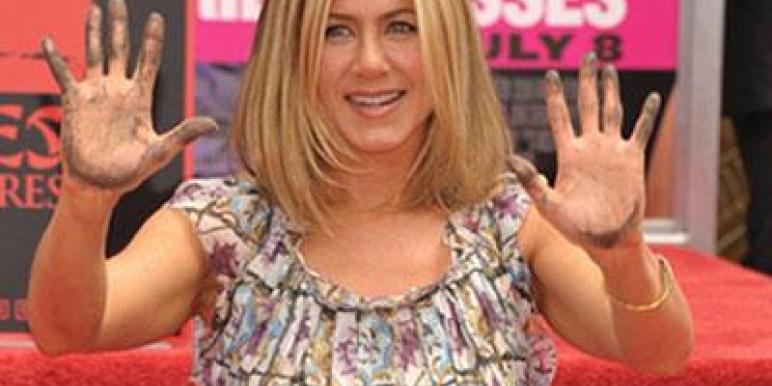 jennifer-aniston.jpg jennifer-aniston.jpg