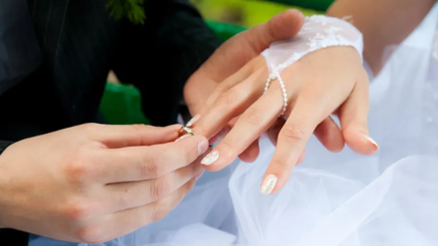 Неравный брак: причины, плюсы и минусы