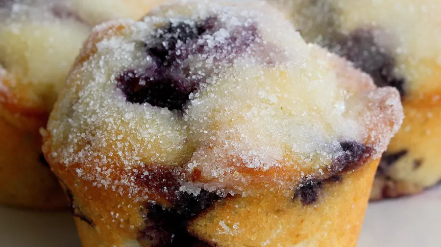 Бабушкины черничные булочки