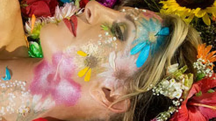 Косметика и цветы: маски, ванны, настои