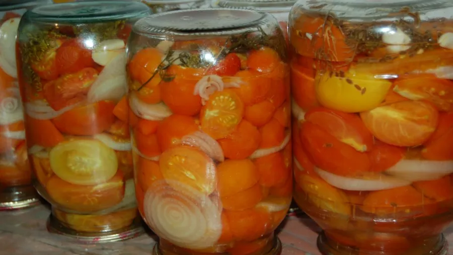 Помидорные половинки по-португальски