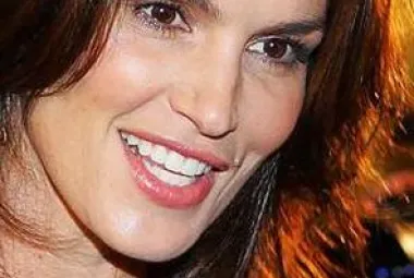 1268431145_cindy_crawford.jpg 1268431145_cindy_crawford.jpg