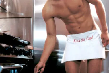 sexy_man_at_the_kitchen_1.jpg sexy_man_at_the_kitchen_1.jpg